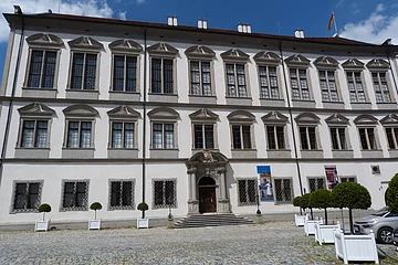 Außenansicht des Residenzschlosses Oettingen